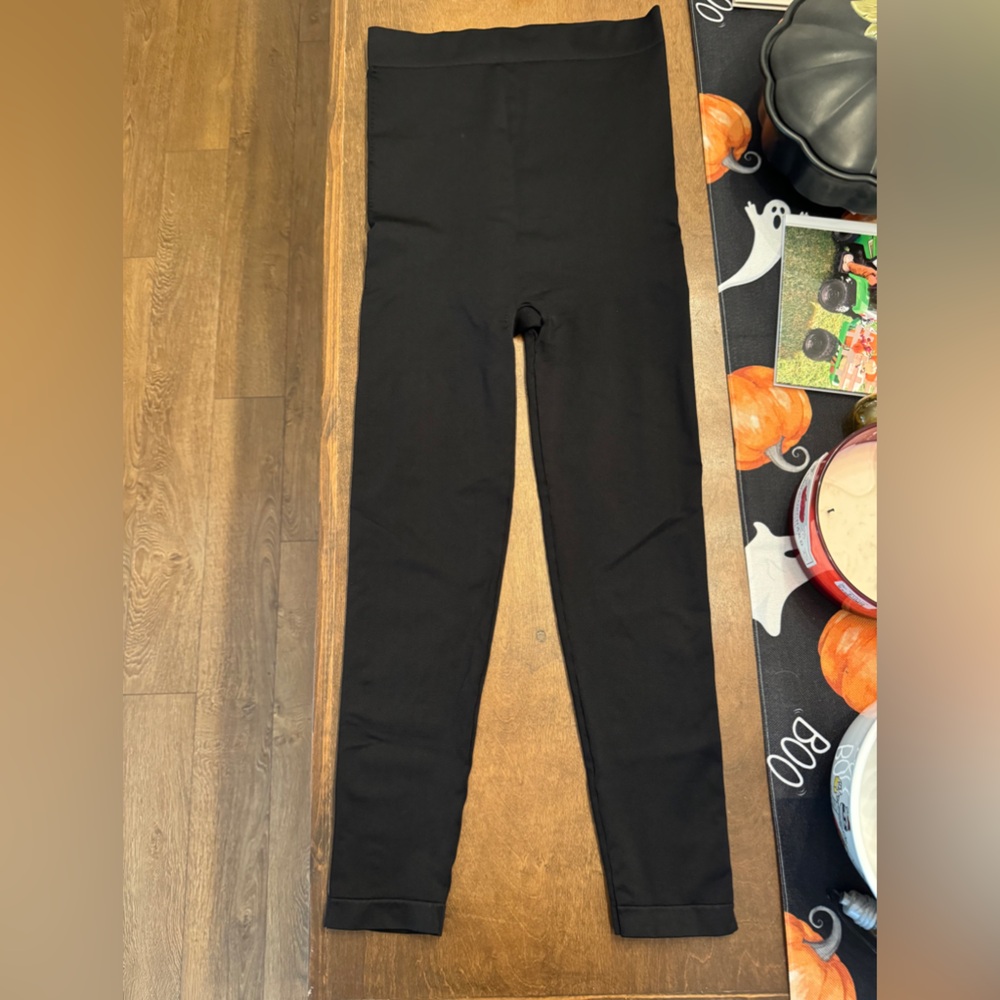 BLANQI Everyday Maternity Leggings - Picture 3 of 5